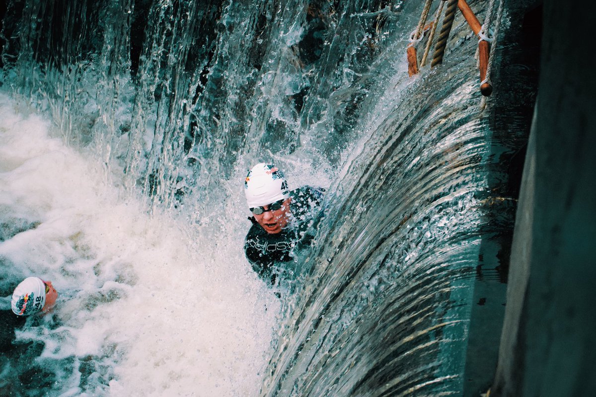Our athletes took on and conquered the #RedBullNeptuneSteps • all photos available on our public FB Page: fb.com/swanstriathlon • #GWA18 <a href="/RedBullUK/">Red Bull UK</a> @SportSwans #swimming #glasgow #redbull