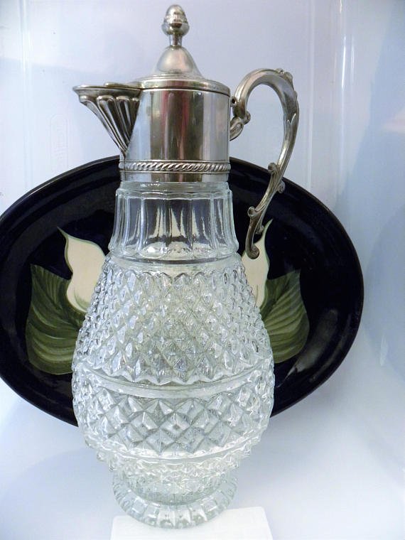 fieldsofvintage's tweet image. Silverplate and #GlassPitcher Vintage Silver Plated buff.ly/2FzChAc   #ETSY