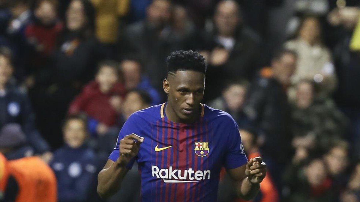 sport's tweet image. #FCB NOTICIA SPORT Yerry Mina deberá irse si viene Arthur al Barça bit.ly/2FzPmJU