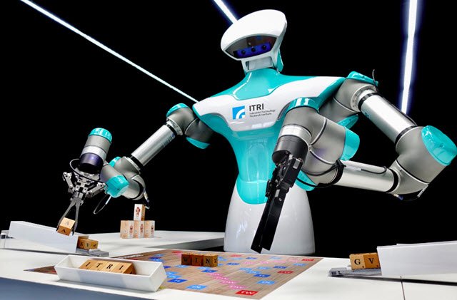 Scientists build Scrabble playing robot bit.ly/2FNm11U