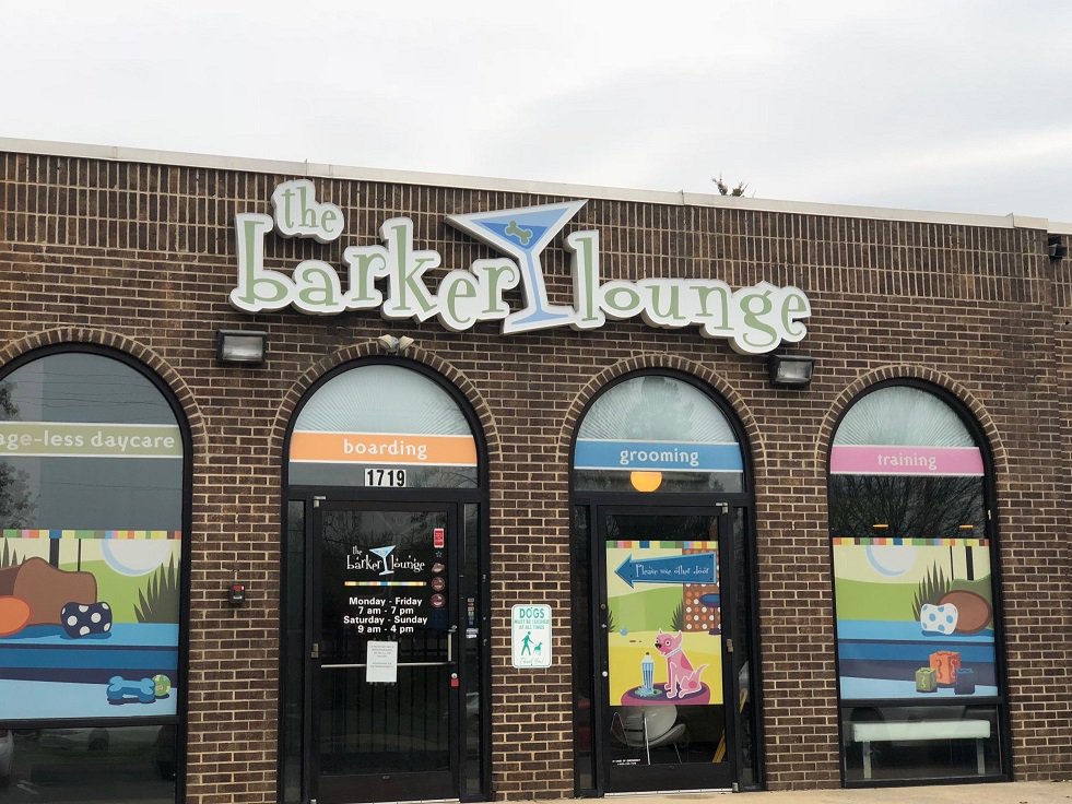 JCSignsCLT's tweet image. New Faces for Existing Channel Letter Sign at Barker Lounge of Charlotte ~~ by JC Signs! They really pop!
#exteriorsigns #signfaces #signupdating #signs #signscharlotte #buildingsigns