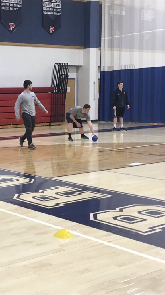 2019PHSstuco's tweet image. We tried to win but...we just were not good enough😂! The freshman class did amazing with dodge ball today! @phs_2021 awesome job! Everyone had a blast