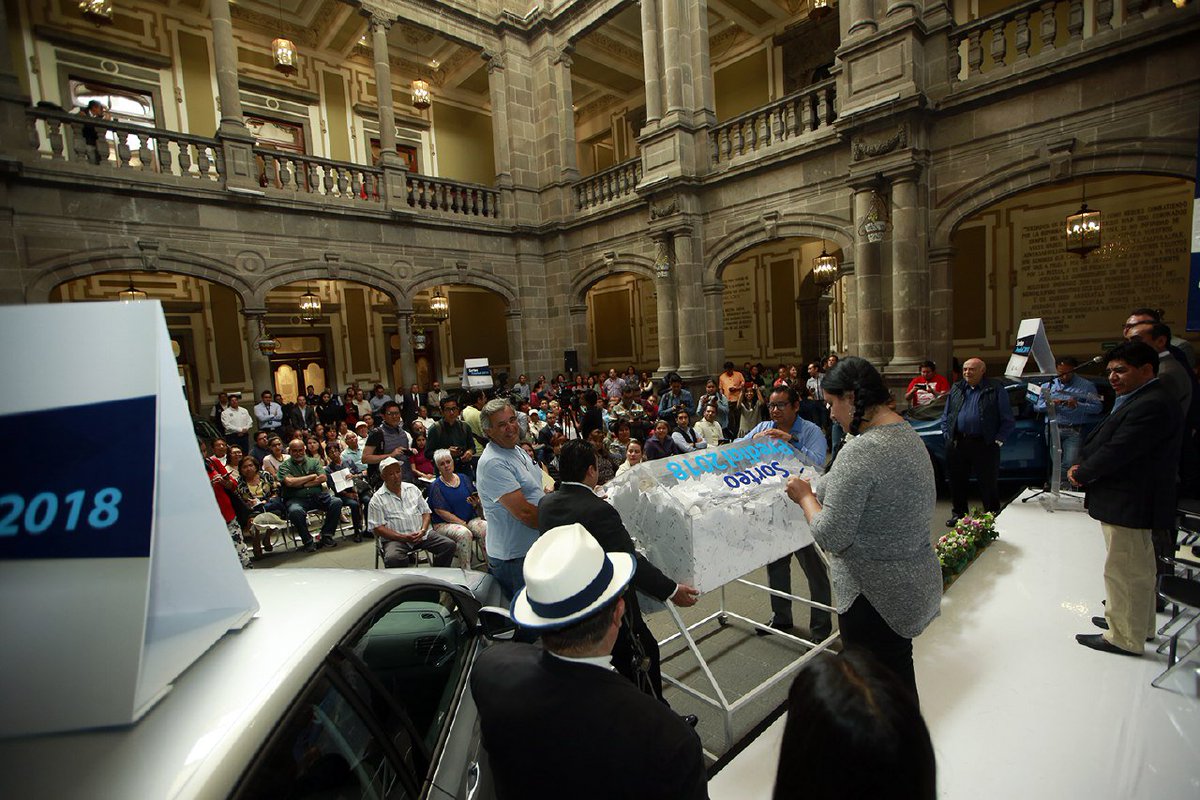 PueblaAyto's tweet photo. Hoy se llevó acabo el Sorteo Predial 2018, con la contribución y confianza de los ciudadanos seguimos construyendo una #CiudadDeProgreso. 1/2 https://t.co/aVddfB0EQr