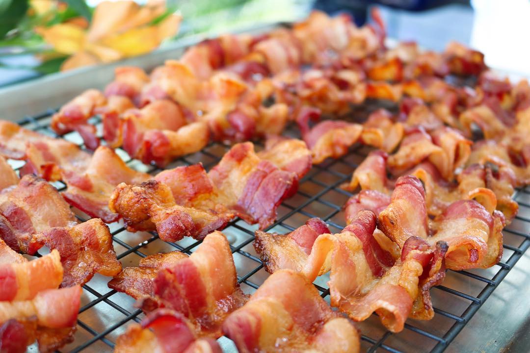 TheBaconPartyLA's tweet photo. Bored with your snacks? Baconify them! #TheBaconParty https://t.co/ZyoIX6LusW https://t.co/YJnSje4dwl