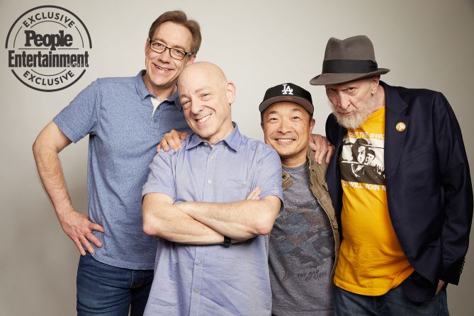 BRIANMBENDIS's tweet photo. thank you @DCComics #SXSW2018 #DCSXSW18 if only for this amazing photo op but it was an amazing weekend. @thedanjurgens @JimLee @FrankMillerInk https://t.co/hunJvh2rrd