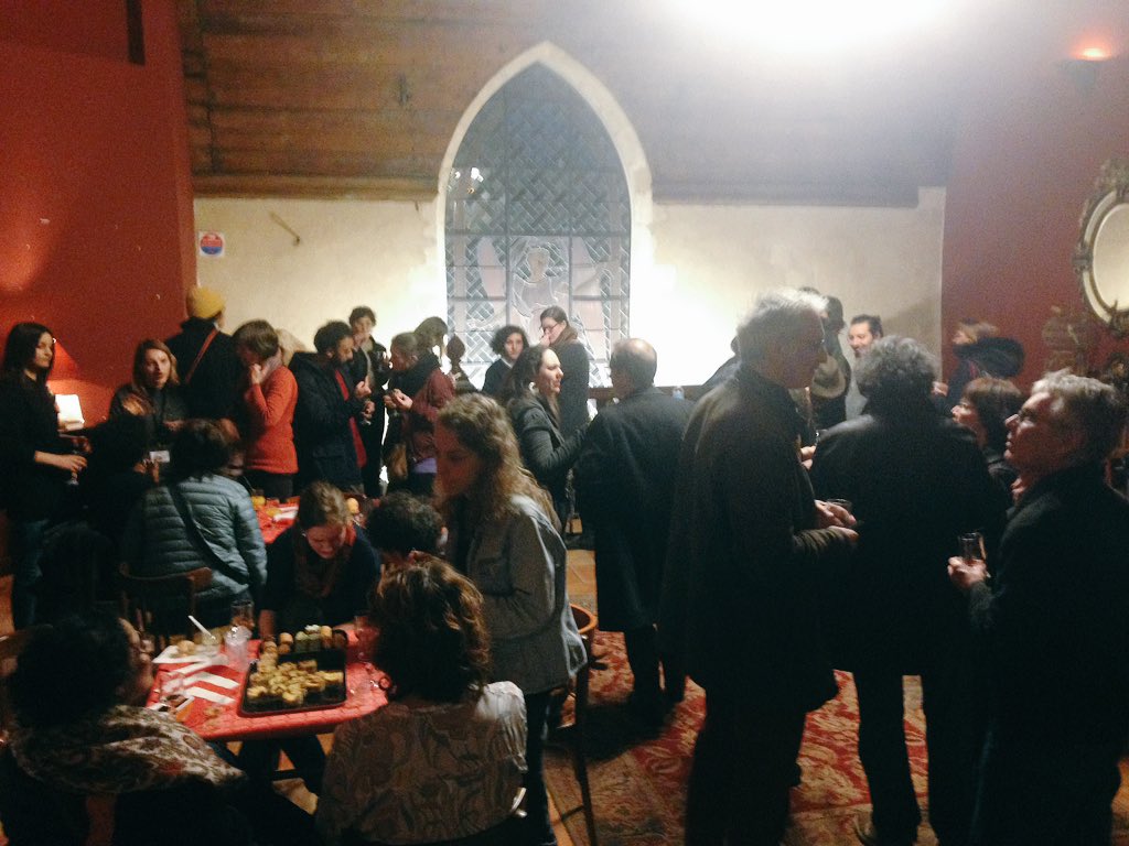 rencontrespop's tweet photo. Soiree de lancement des Rencontres pour une culture populaire #3 c'est à l'Utopia de Bordeaux! 🍷

#RCP #rencontres #culture #populaire #lancement #artistes #Utopia #Bordeaux #Bordeauxmaville https://t.co/HYQA73WNxo
