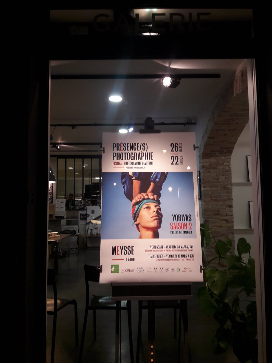 lamontilienne26's tweet photo. Ce soir c'est soirée des partenaires et sponsors au Quai pour lexpodtion presence(s) photographie.
#montelimar #photo #Photography https://t.co/OYGWOUxGjb