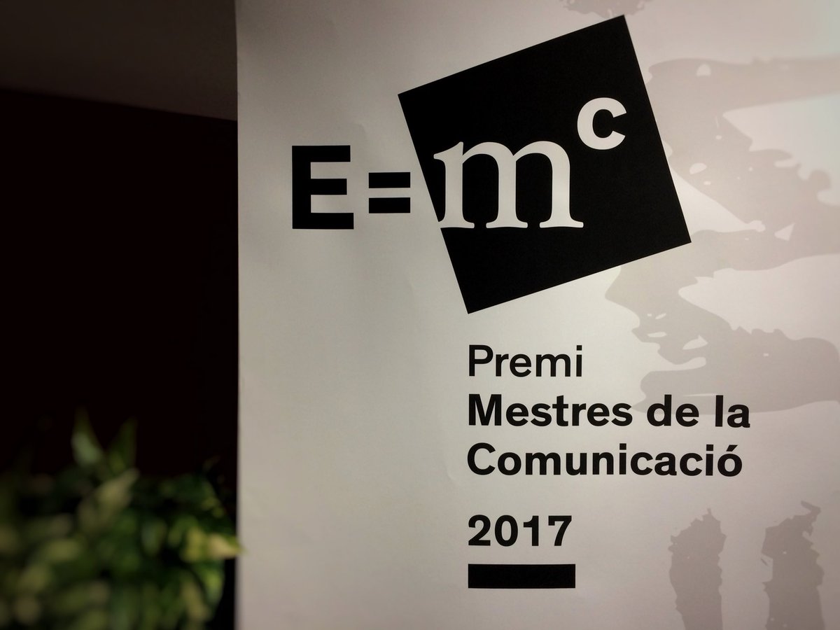 icstece's tweet photo. Premi Mestres de la Comunicació 2017 • Grans Mestres #publicitat Robert Rodergas #relacionspúbliques Eloisa Alonso #periodisme Agustí Pons • @FundecoInfo @AssocPubli @ColPubliRP @BlanquernaFCRI https://t.co/GimSGVRjc3