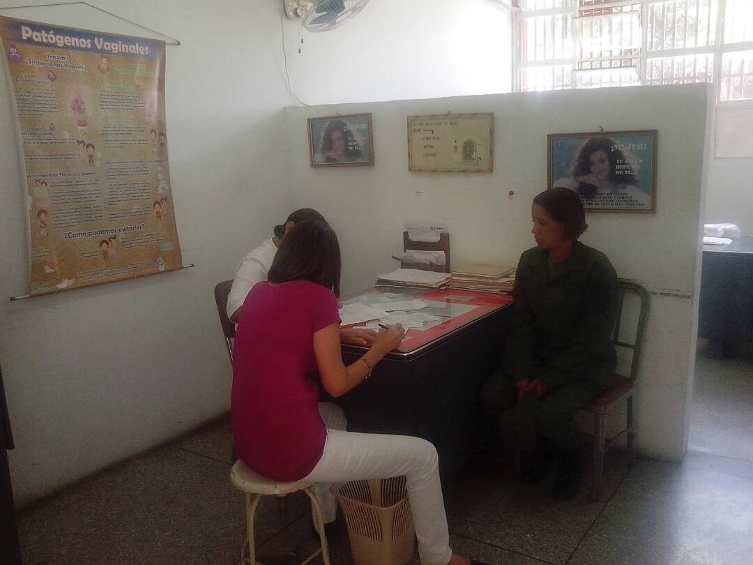 GiselaR_Moran's tweet photo. La Dirección de Atención al Ciudadano realizó Jornada de  citología, donde se atendió a féminas del Grupo de Artillería G/J José de la Cruz Carrillo. #JuntosTodoEsPosible #GobiernoDeSoluciones #MujerInspiraciónDeLaPatria @gestionperfecta @NicolasMaduro @GiselaR_Moran https://t.co/g4s9MP2swL