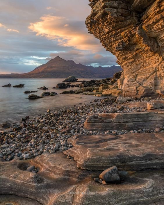 TheExplorcation's tweet image. Egol gold - Isle of Skye, Scotland
---
#EgolGold #IsleofSkye #Scotland #wanderer #wanderlust #travel #travelerer #places #explorer #explore #bucketlist