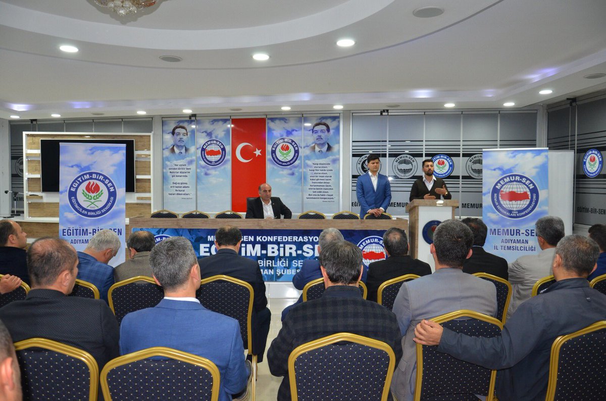 alideniz02's tweet photo. Suriyeli Çocukların Türk Eğitim Sistemine Entegrasyonunun Desteklenmesi" projesi (PİCTES) kapsamında ilimizde görevlendirilen geçici sözleşmeli öğretmen arkadaşlarımızın sorunlarını ve haklı taleplerini dinledik. https://t.co/hwIVtOjNgF