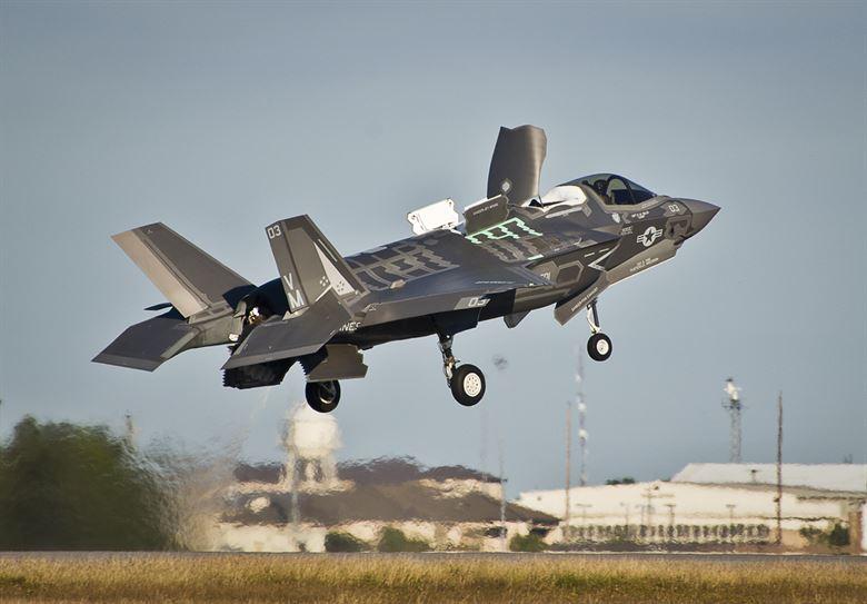 LISTEN: Burlington Voters Don't Want The F-35s. The Guard Says They're Still Coming. dlvr.it/QKlTby https://t.co/ug4sCThcad