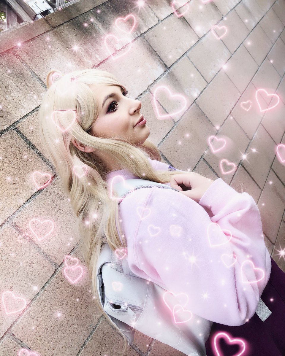PinkValkyrieCos's tweet photo. Hey, here’s some stuff I’ve been doing. Sorry for inactivity. 🤷🏻‍♀️💕
#kaedeakamatsu #danganronpav3 #danganronpacosplay #danganronpa #cosplay https://t.co/JvvtL145pH