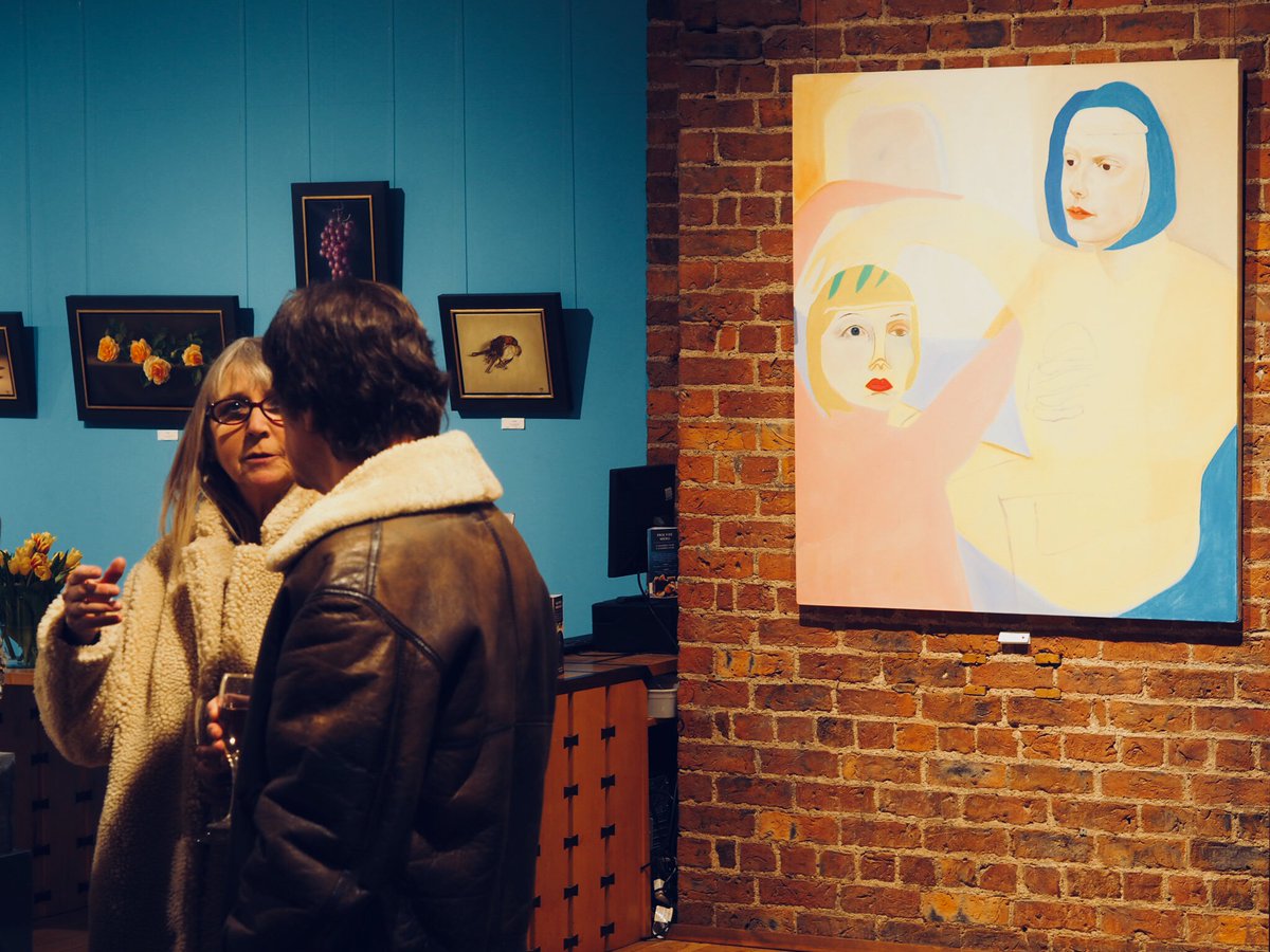 biscuit_factory's tweet photo. Local blogger @tashytown braved the snow recently to visit our Spring Exhibition Launch. Find out more about her favourite pieces here: https://t.co/iEO9IZkJRl #Newcastle #SpringBiscuitLaunch https://t.co/6Ymjzy69Io