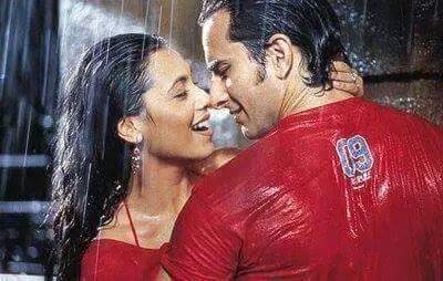 عندما كنت لها*كانت تكسو حضني بشعرها الذهبي تداعب وجهي وتسد وجعي من فقداني ابي وأمي كانت حلوى عيدي وبهجتي وطفولتي ودم وريدي !!!!