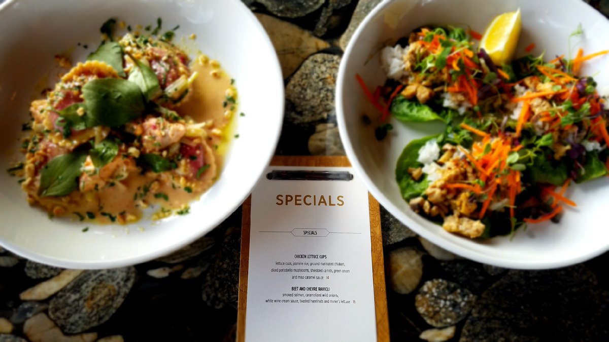 Lunch Specials <a href="/Lapellah/">Lapellah</a> 
Beet &amp; Chèvre Ravioli And Chicken Lettuce Wraps #lunchspecials #lapellah #farmtofork #freshandlocal