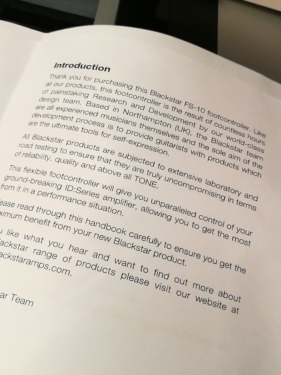 GranathJennie's tweet image. Study time! I need to learn how to work my new @Blackstaramps FS-10 Foot Controller. 😎🤘👌

#amp #blackstar #footcontroller #pedal #effect #guitarist #music #musician
