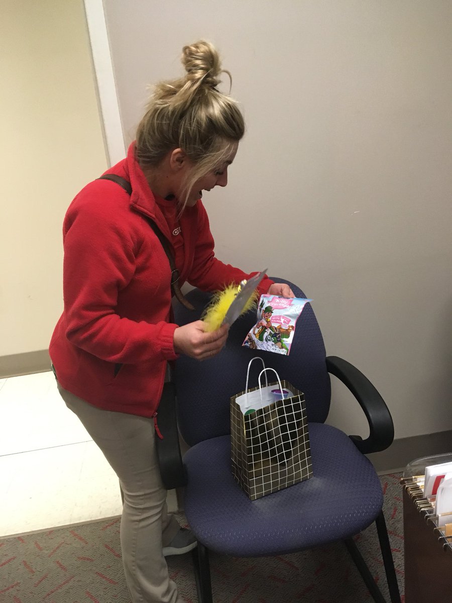 SydneyWeaver16's tweet photo. T-0111’s cutest pet winners! 🐕🐈❤️ #fffevent #furryfriendgoals 🐾 https://t.co/A56j6YtfoO