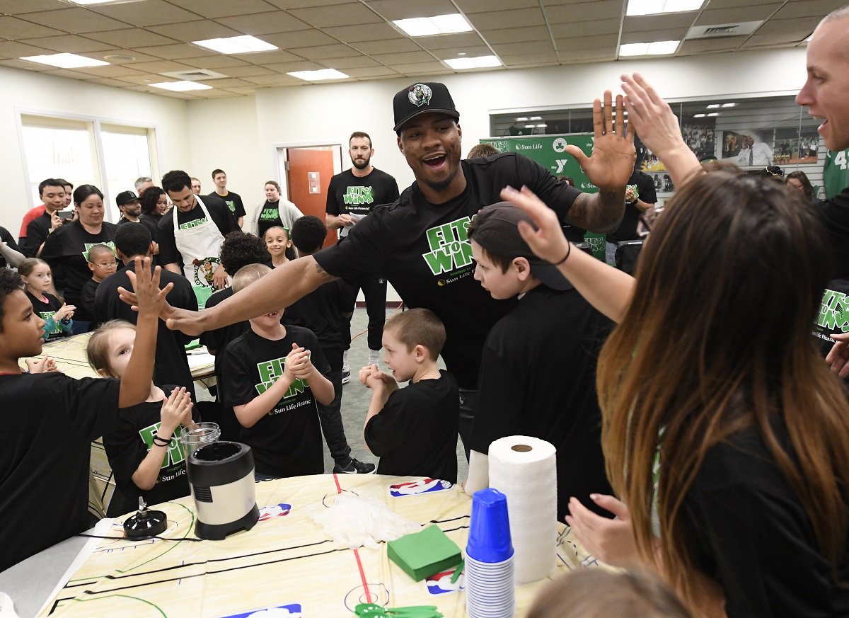 SunLifeUS's tweet photo. Marcus Smart, Shane Larkin and Terry Rozier hosted the #SunLifeFitToWin closing ceremony with 30 of the participants at the #Celtics practice facility. Learn more: https://t.co/N0qdPT5EvX https://t.co/OUHY6Vbecr