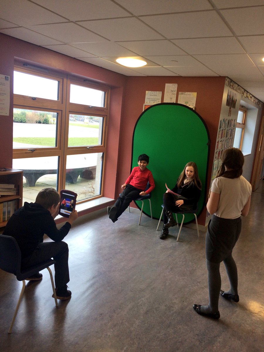 DunbarPrimary's tweet photo. P6E have learned how to use the Green Screen & had a go at using it today without help from the teacher. Apart from a few shaky moments, they were great! #SuccessfulLearners #ImpressiveTeamwork https://t.co/0PAokTcyNC