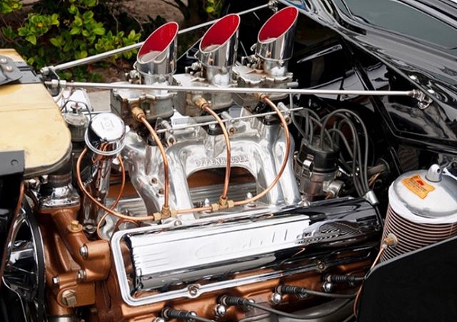 OffenhauserCorp's tweet photo. Perfect Offenhauser Equipped β34 Ford Caddy Powered Coupe owned by @34_3win
.
#Offenhauser #robertlomas #ford #3window #coupe #cadillac #tripower #v8 #engine #hotrod #kustom #handmade #horsepower #losangeles #vintagespeedequipment #madeintheusa #hopuplive #hamb #Offenhauserco https://t.co/Gi1qTMXEGs