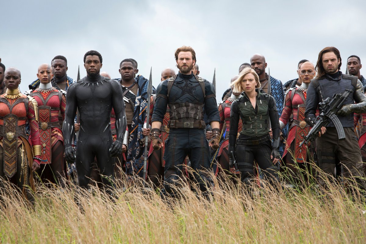 Avengers's tweet image. Check out these new images from #Avengers: #InfinityWar. Destiny arrives April 27th. (1/3)