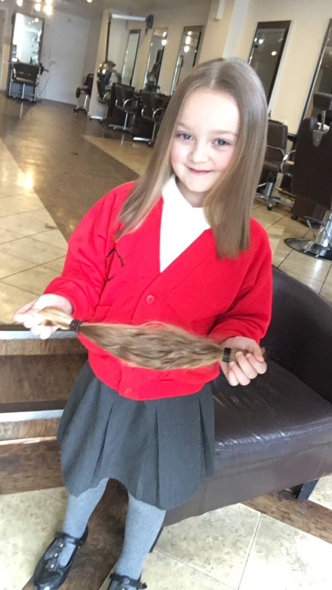 _clairebell's tweet photo. 15 inches chopped off her gorgeous hair to send off to the Little Princess Trust to make a wig for children who have no hair due to cancer treatments and other illnesses. SO PROUD of her, 100% beautiful inside and out, and only 6 years old ❤️❤️❤️ https://t.co/8IkA9mnij0