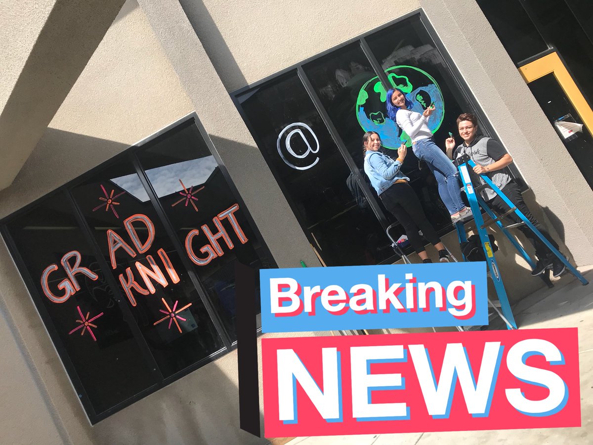Khs_Classof18's tweet photo. Hey seniors ! Don’t forget Grad Night ticket sale will be coming up soon , so start saving your money 🤑‼️ https://t.co/S5bYfw3aRr