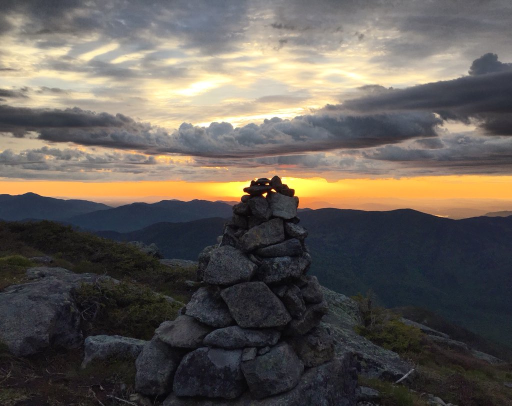 tylerhikes's tweet photo. Thinking of hiking one of New York’s tallest mountains?  #PlanAheadAndPrepare by avoiding high use dates, typically summer Saturdays and Sundays if you’d prefer to have a quieter #wilderness experience. 

#MountainMonday #Adirondacks #HighUse #HighReward @ADKmtnclub @leavenotrace https://t.co/uLzJ256fwD