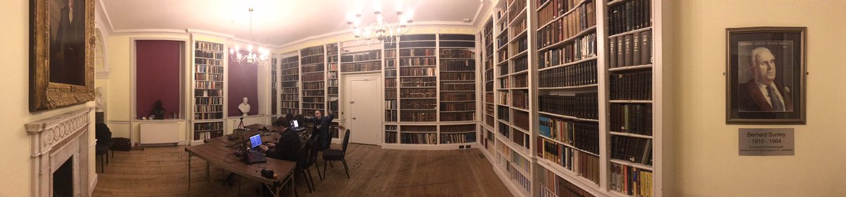 henrydalton's tweet image. Fancy. #Go8Bit #Go8BitDLC