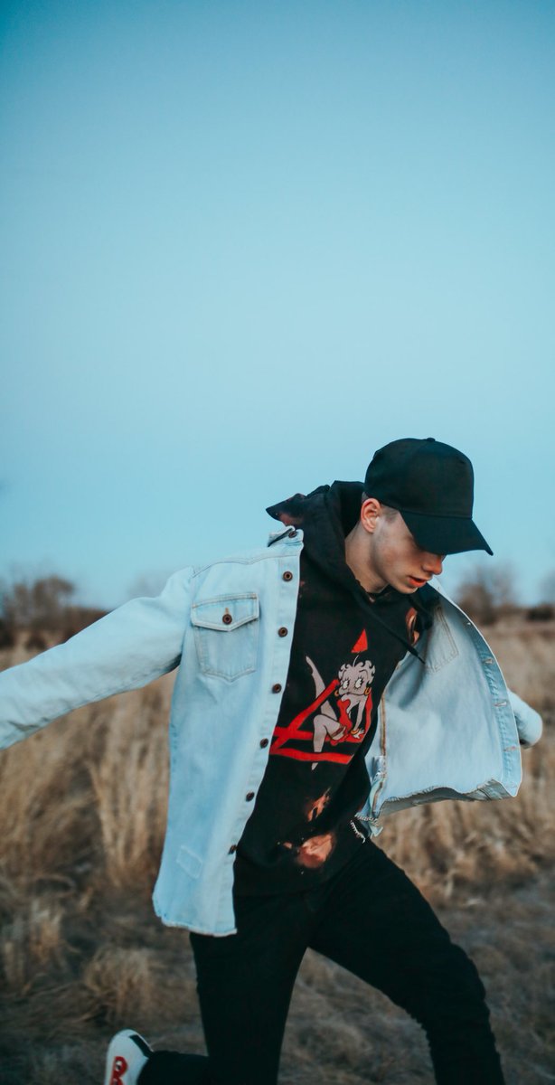 corbyn besson outfits