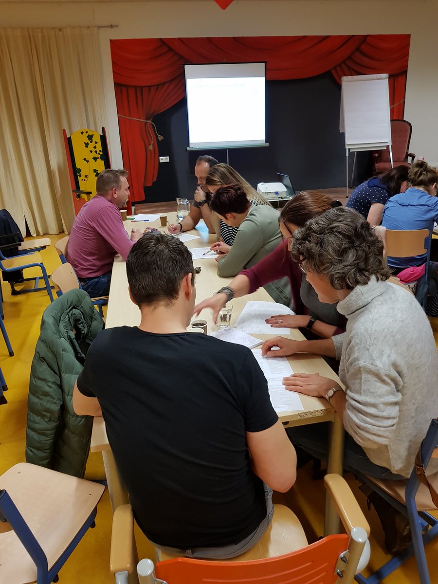 TalentWestervel's tweet photo. Onze 3e inspiratieavond in het teken van het Strategisch Beleidsplan 2019-2023 levert mooie richtingaanwijzers voor ons kindgerichte onderwijs! https://t.co/lxQncIP54z