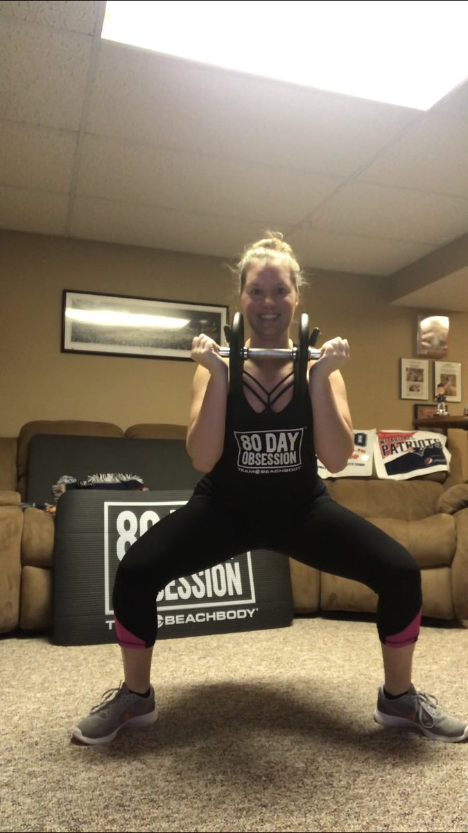 LeDougherty1's tweet photo. I never thought I’d be building this kind of strength as a busy working mom. Just 30minutes a day and my body is completely changing! Bye bye baby pouch #fitmom #FitnessMotivation #80dayobsession #HealthyLiving https://t.co/cMa98VIVja