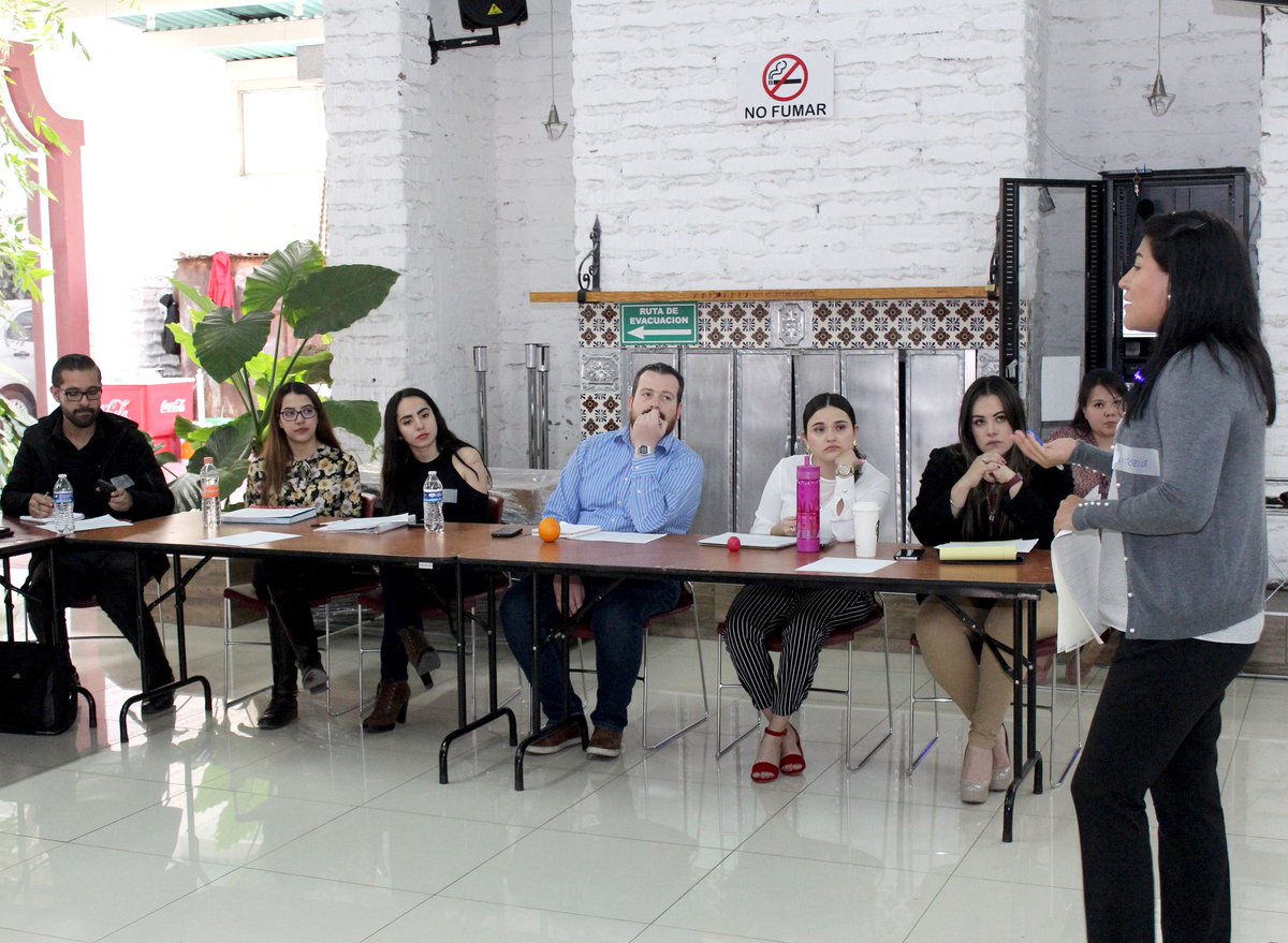 CEDHChihuahua's tweet photo. La Unidad de Igualdad de Género en conjunto con @CNDH y #PAMIMH organizaron el taller “Género e Igualdad entre Hombres y Mujeres” y “Violencia Contra las Mujeres” con la finalidad de abarcar y cubrir la capacitación de todo el personal de la #CEDH https://t.co/q90Rp4mLuA