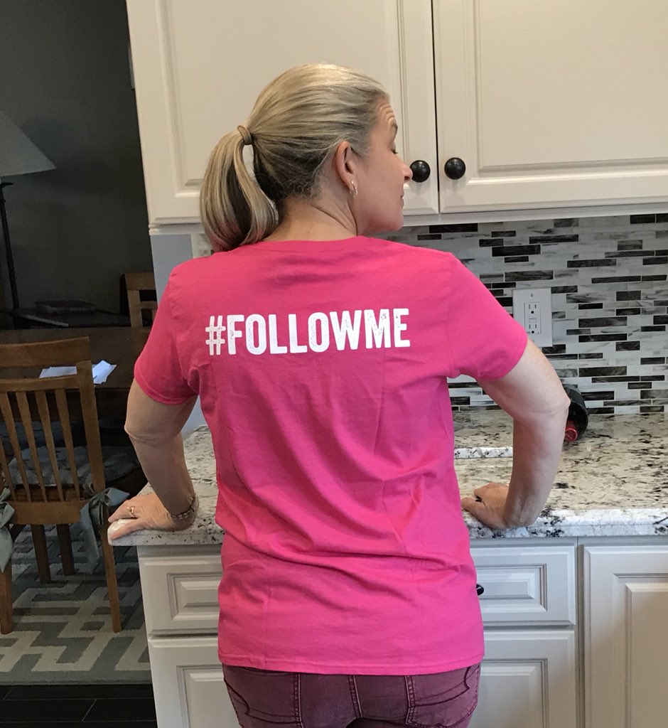 Hell2Teach's tweet photo. @evsmomgen I LOVE my tee! But most of all I love the power of the edu-twitter connection we’ve made! I’m wearing this at #CUE18 fer sure! Thank you my #TweetFreak friend! https://t.co/F5GHalNBUa