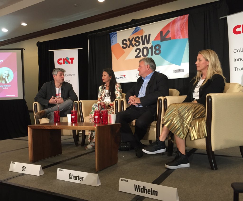 Zella17's tweet photo. Work for your customers not your CEO - @LizzieWidhelm @PandoraBrands #LeanDigitalSpeedway #sxsw2018 https://t.co/vToFRi504R
