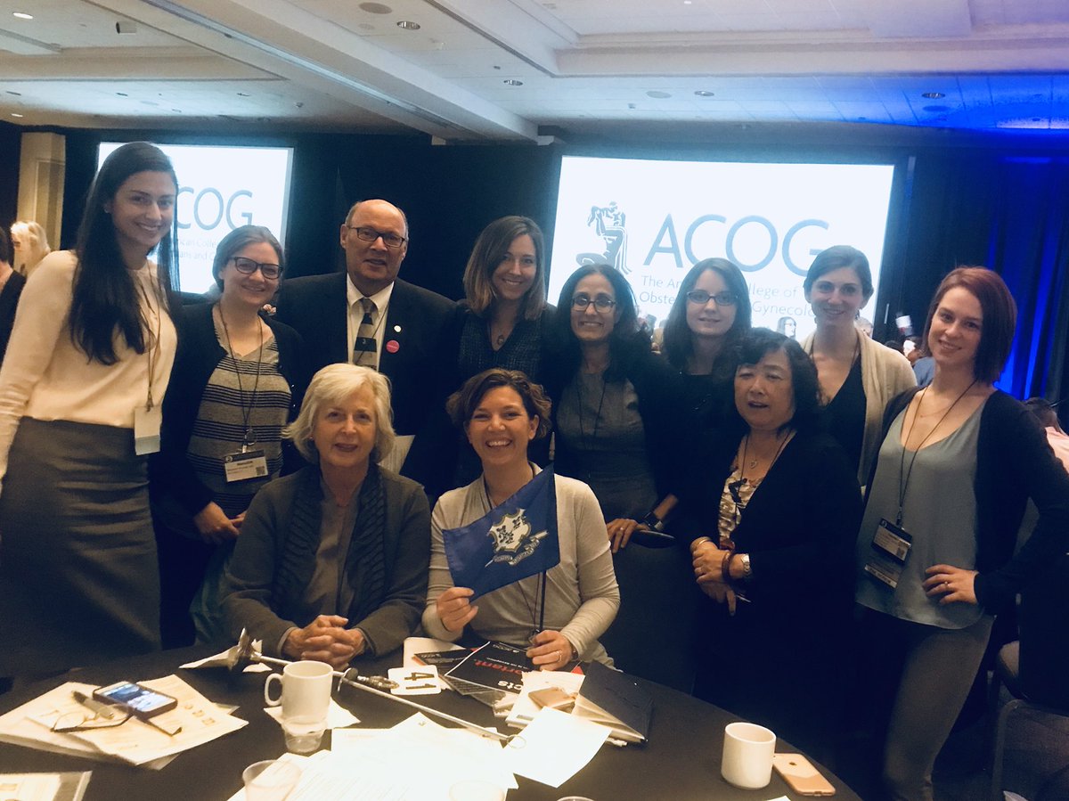 medFeefee's tweet photo. Getting ready to #Ask for protecting women’s health and life with #CTCLC2018 #2018CLC @ACOGAction Don’t turn back the ⏰ on women’s health! 🤰🏼👯♀️ https://t.co/qMuT1DnBRC