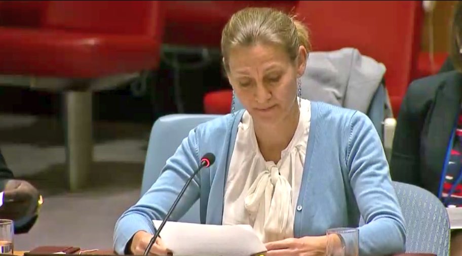 SwedenUN's tweet photo. "It's nice to see 2 women on the podium, but it would be even better to hear your views." ~ @IrinaSNyoni
Women's full & meaningful participation in the UN-led political process is key, the future of #Syria at stake & women clearly have a stake in that future.
#withghouta #CSW62 https://t.co/meD49slnHI