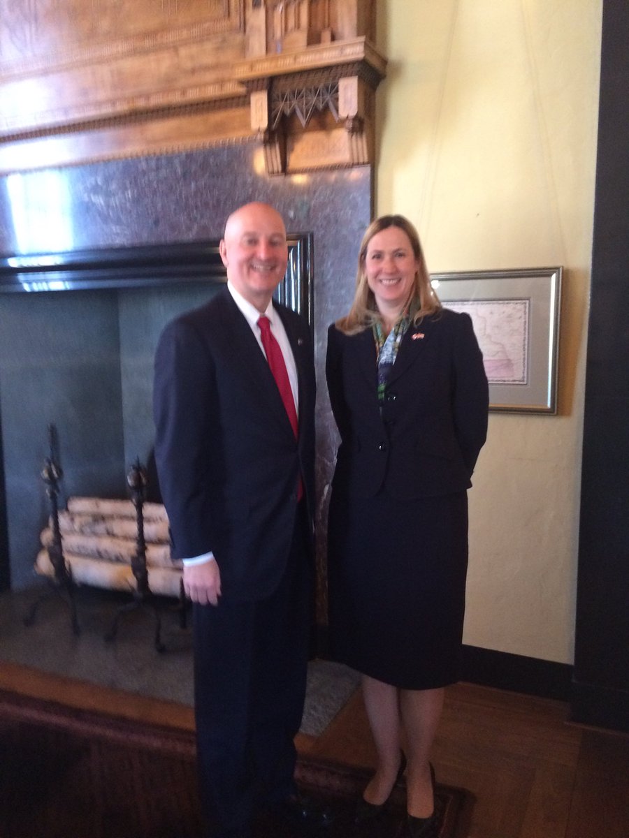 Flaherty21Mike's tweet photo. Great conversation between NE Gov Ricketts and Deputy Ambassador Hillman. Governor Ricketts actively promotes stronger Can-NE ties and modernized NAFTA. @CanCGMPLS @KirstenHillmanA @GovRicketts @PJConnors #CanadaInNE @Connect2Canada https://t.co/pRwycLQ72V
