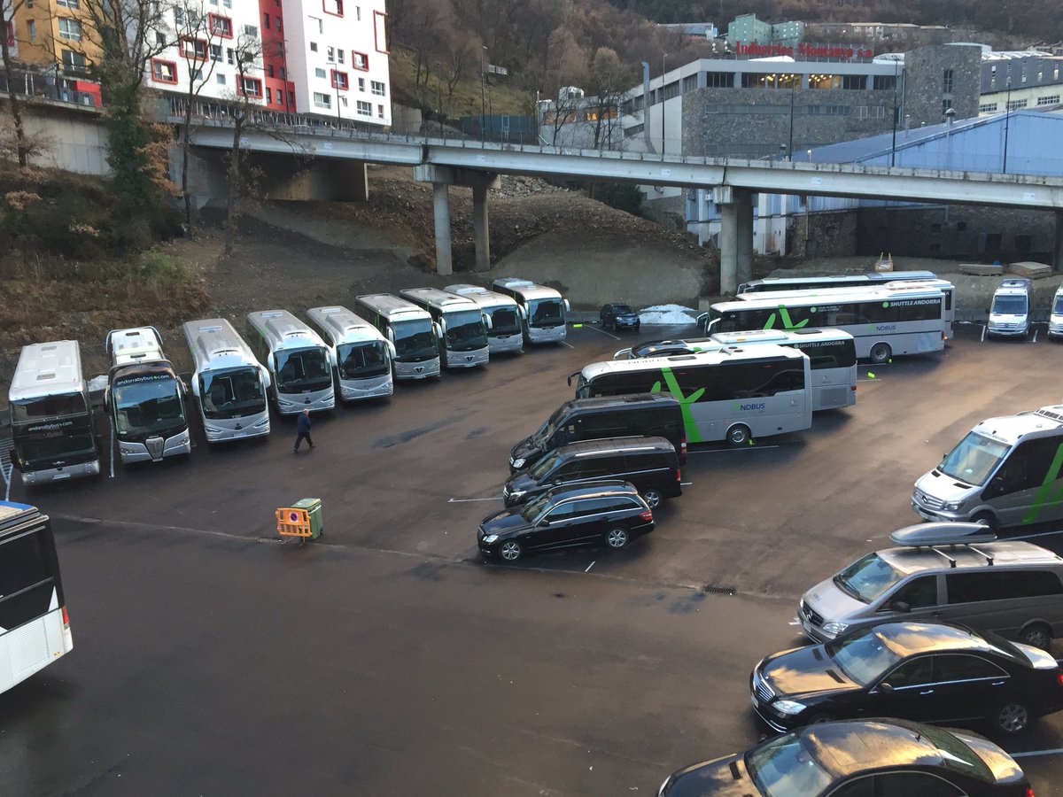 andorrabybus's tweet photo. Avui és un dia especial a #Andbus inauguració de la base operativa. Gràcies x acompanyar-nos https://t.co/QxESJYiRvC