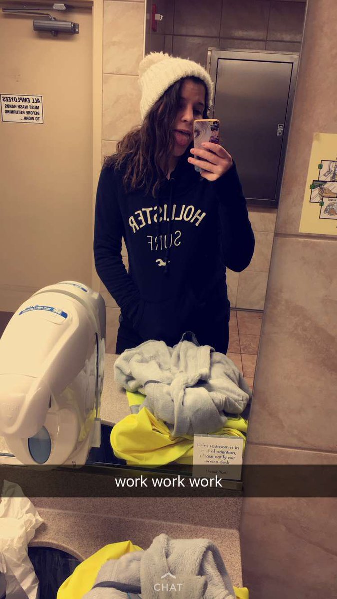 DSTlNY's tweet photo. happy 18th you little cutie, i love u so much. <3 https://t.co/QOd76ZXTJs