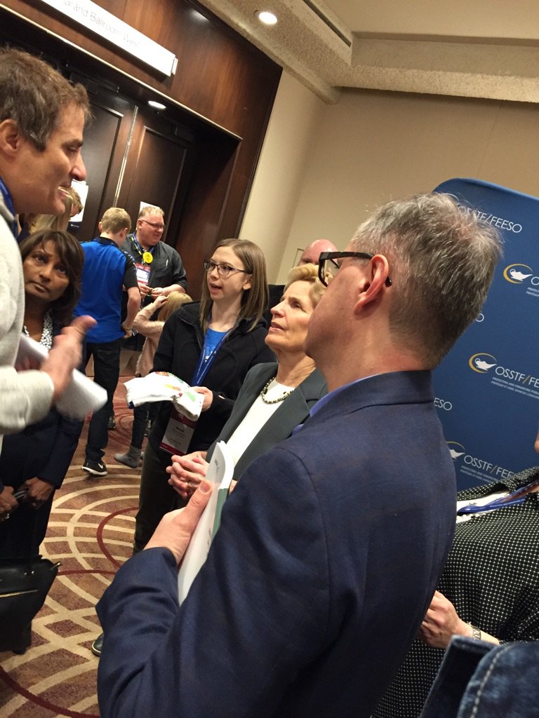 D25OTBU's tweet photo. We managed to hand a #FriendsWithoutBenefits shirt to @Kathleen_Wynne. W00t!
#AMPA2018 #OSSTF https://t.co/eA6h0G1fAY