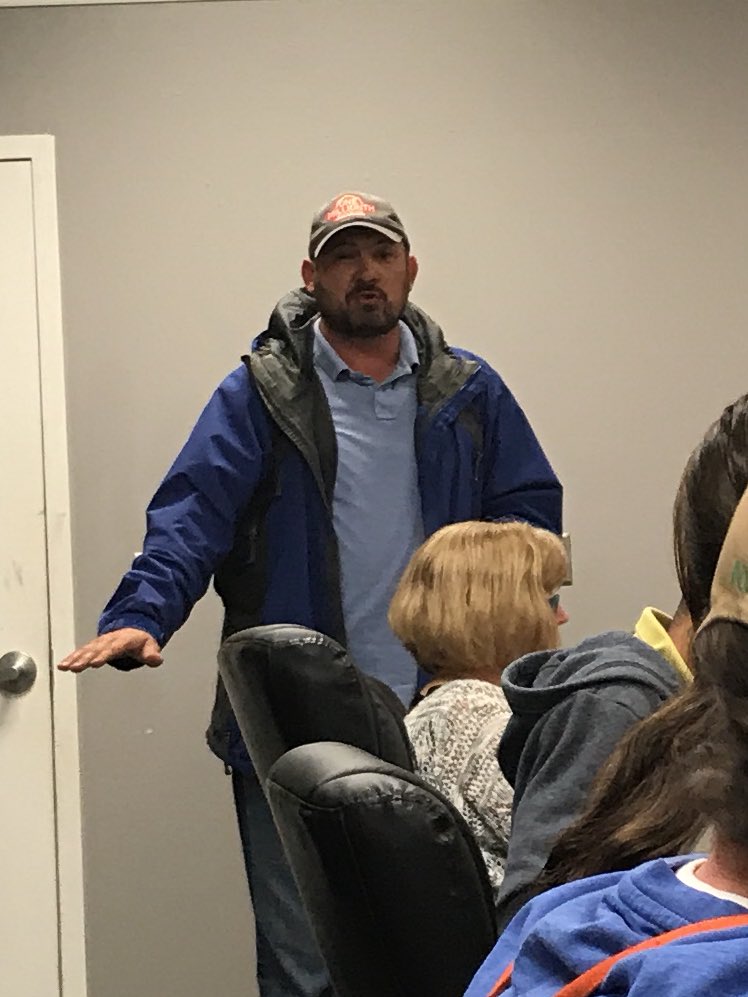 briananderson82's tweet photo. Thank you Chad from Tuff shed for coming in a sharing with us great knowledge, wins and opportunities. #greatpartner #shedheadtraining #drivingexecution @rob2909jordan @Colema2Timothy @KristiW0704 https://t.co/hS19dPlivJ