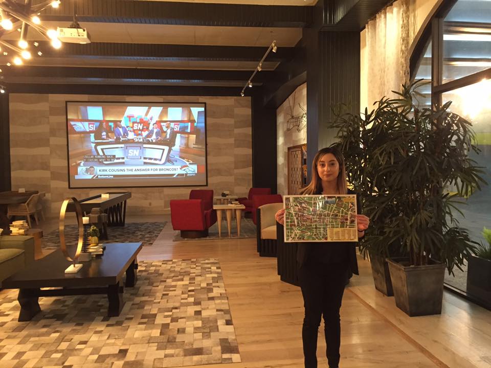 SaMapLady's tweet photo. Are u ready for March Madness? @RwPlazaHotel is! They are all geared up w/ their San Antonio Visitor's Souvenir Maps for their guests as they catch the @FinalFour games in San Antonio!
π
#10X #travel #sanantonio #samaptoday #finalfoursa #springbreak #marchmadness #FinalFour https://t.co/4YcBtqLWyU
