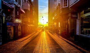 UK consumer spending has weakest start to the year since 2012 buff.ly/2p7PNF9 #retail #ecommerce #marketing