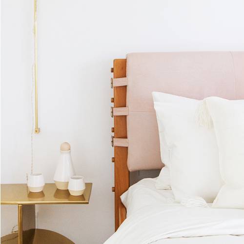 See how <a href="/sarahsamuel/">sarah samuel</a> redesigned <a href="/TheMandyMoore/">Mandy Moore</a>’s home with #minefinds! bit.ly/2Icp81G