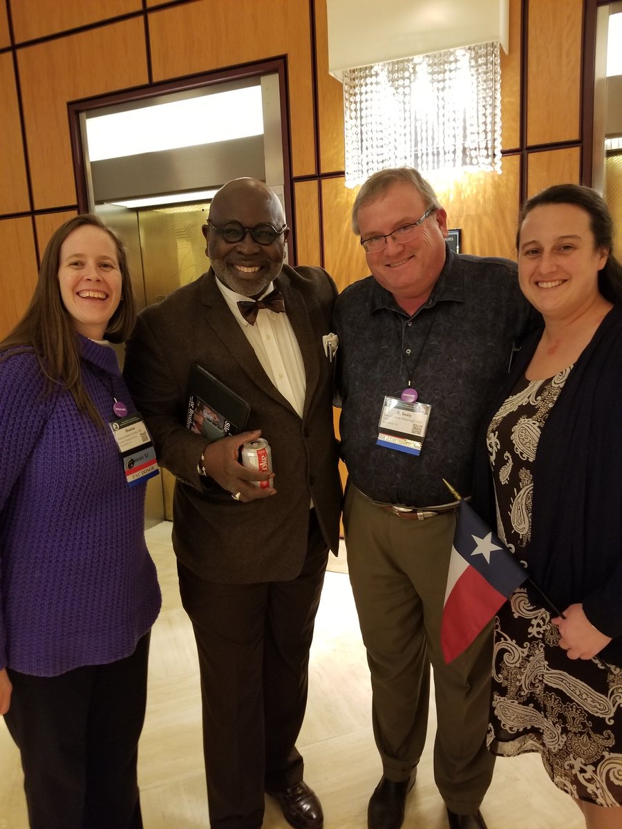 drshannacombs's tweet photo. Thank you @DrWillieParker for speaking with us today #2018CLC . You are an inspiration to us all. #WomensHealth #FactsAreImporrant https://t.co/SOzSAPDgJS