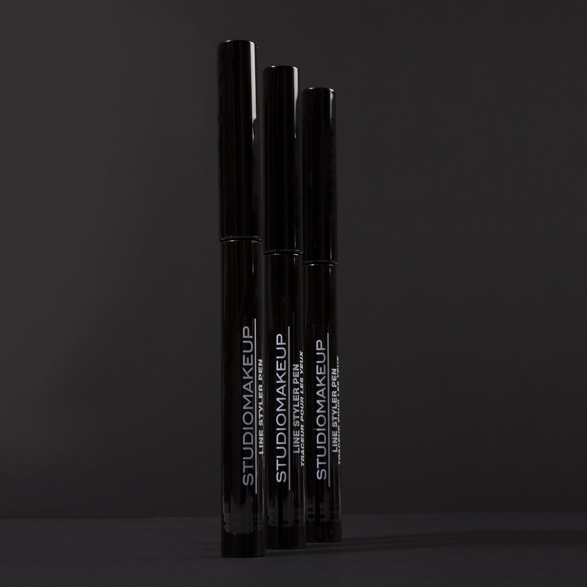 Notre traceur pour les yeux vous offre un trait noir précis et longue tenue. ✔ #GOstudio