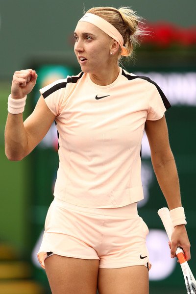 ELENA VESNINA - Página 36 DYHtTG6UMAEXt8j