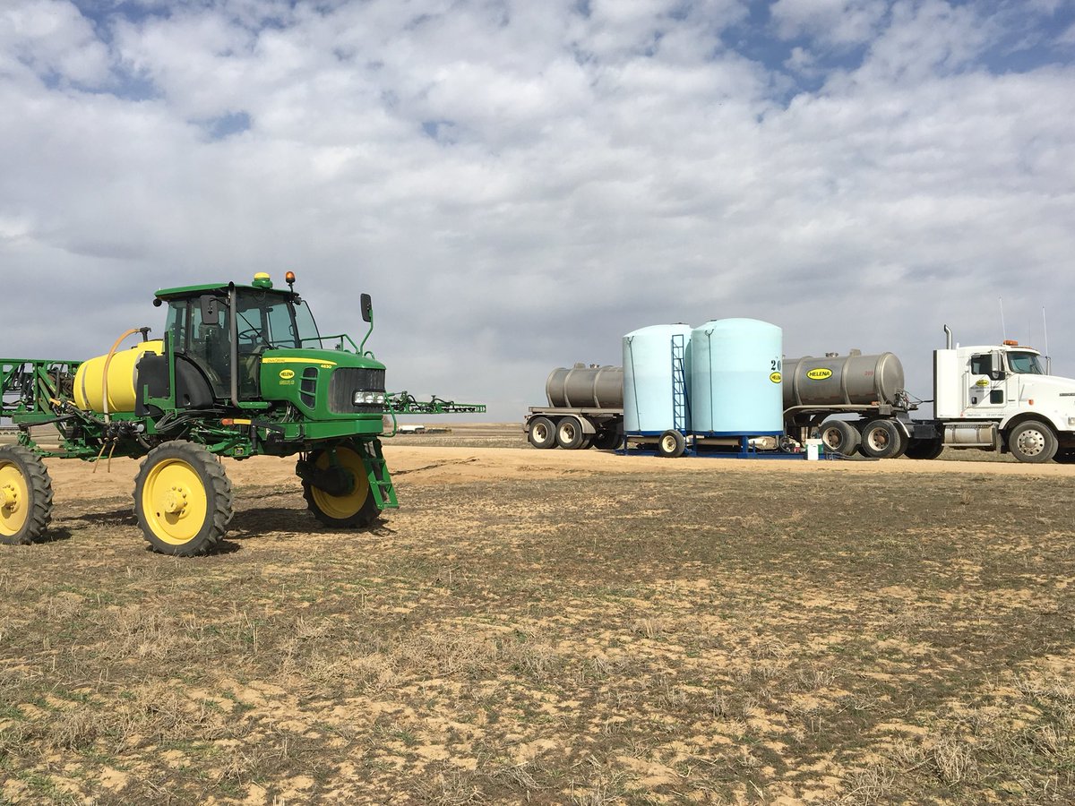 sksoilsolution's tweet image. Helena Chemical Company - make them crops grow !! #spray18